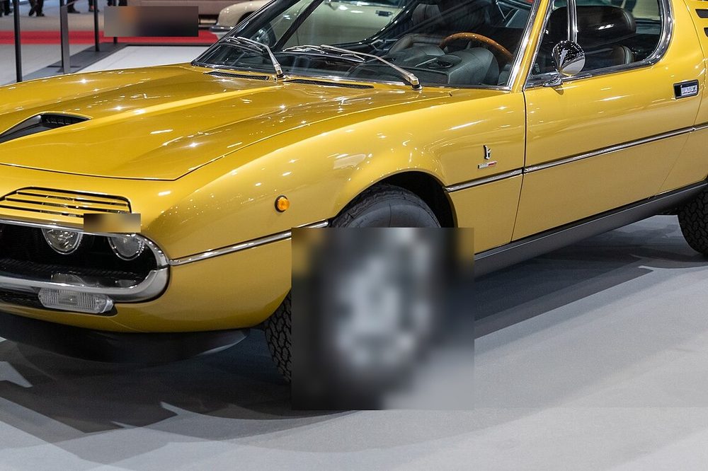 Alfa Romeo Montreal